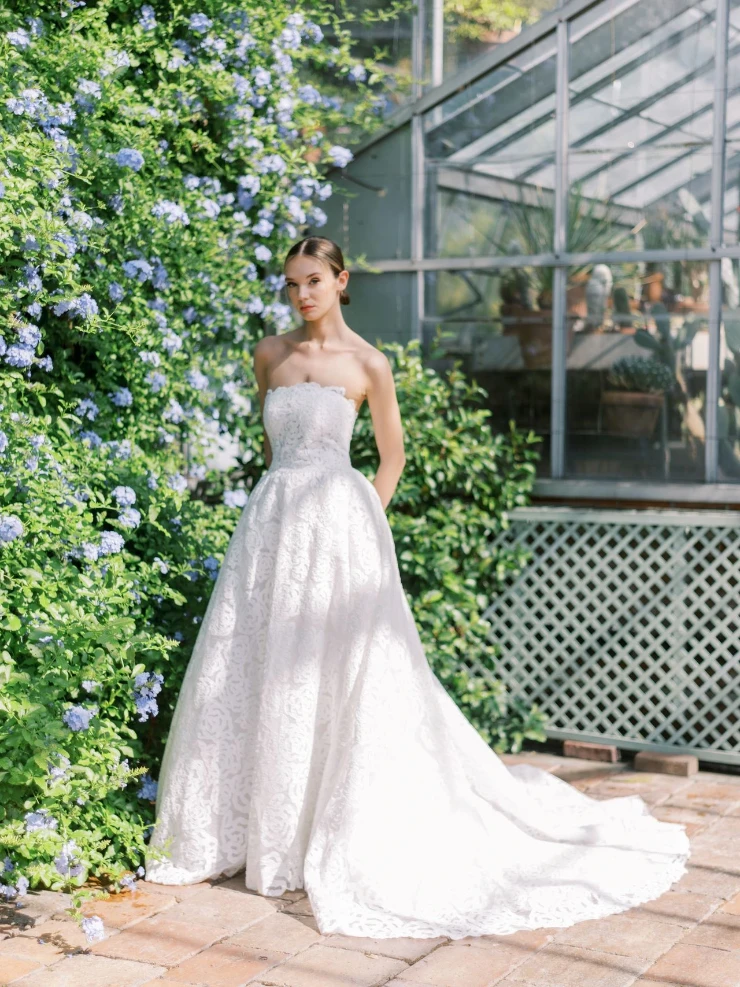 Beccar Style #Abbey Default Image